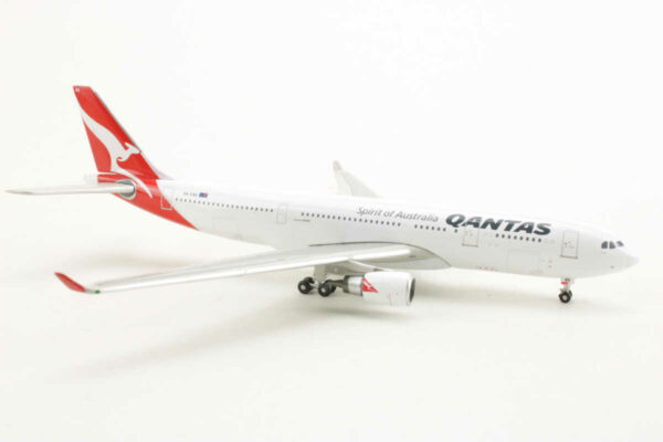 Airbus A330-200 Qantas VH-EBG Gemini Jets GJQFA857 1:400 – Bild 2