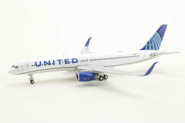 Boeing 757-200 United Airlines N48127 Gemini Jets GJUAL2061 1:400 – Bild 3