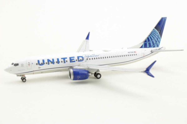 Boeing 737 MAX8 United Airlines N27261 Gemini Jets GJUAL2074 1:400 – Bild 3