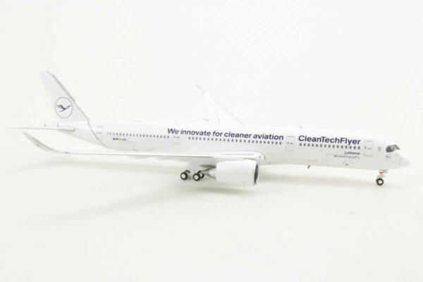 Airbus A350XWB Lufthansa "Clean Tech Flyer" D-AIVD JC Wings SA4008 1:400 – Bild 2