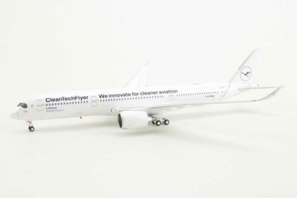 Airbus A350XWB Lufthansa "Clean Tech Flyer" D-AIVD JC Wings SA4008 1:400 – Bild 3