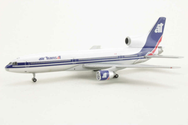 Lockheed L-1011-200 TriStar Air Transat C-FTNC StarJets SJTSC111 1:500 – Bild 3