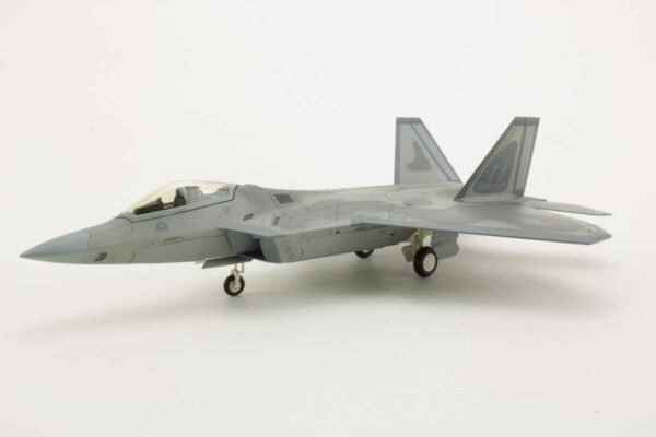 Lockheed F-22A Raptor "Bay County" Hobbymaster HA2820 1:72 – Bild 3