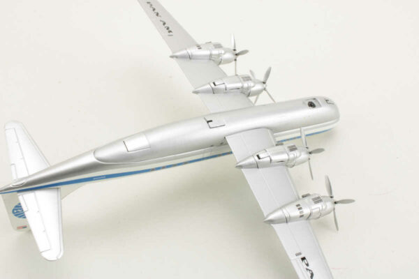 *2.Wahl* Boeing 377 Stratocruiser Pan American Airlines N1030V Hobbymaster HL4012 1:200 *2nd choice* – Bild 4