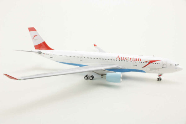 Airbus A330-200 Austrian OE-LAN Inflight200 IF332OE0720 1:200 – Bild 2