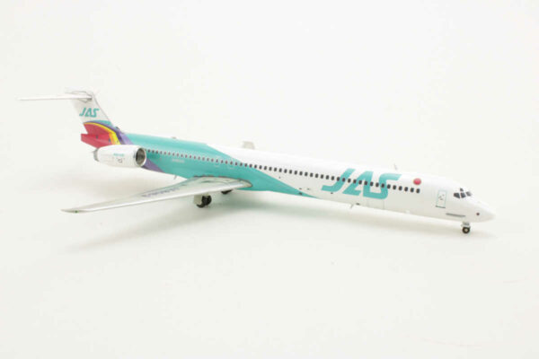 McDonnell Douglas MD-90 JAS JA8069 Jet-X JXL033B 1:200 – Bild 2