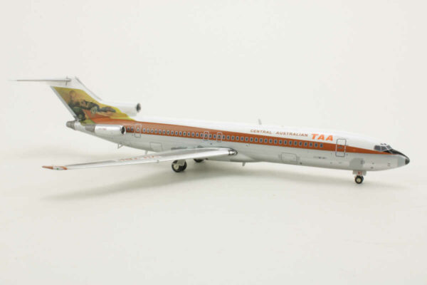 Boeing 727-276/Adv. TAA Central Australian VH-TBK JC Wings 2079 1:200 – Bild 2