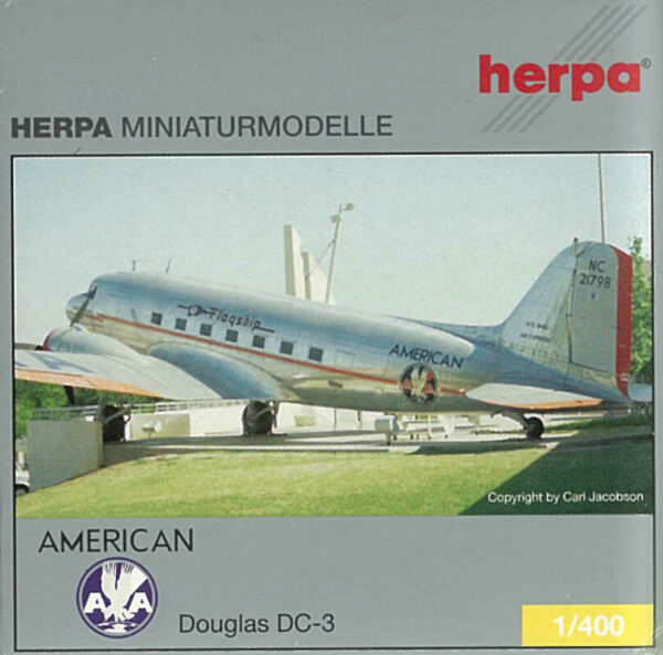 Douglas DC-3 American Airlines NC21798 Herpa 560733 1:400