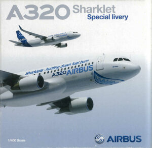 Airbus A320 Sharklet Special Livery House Colors Dragon Wings 56368 1:400