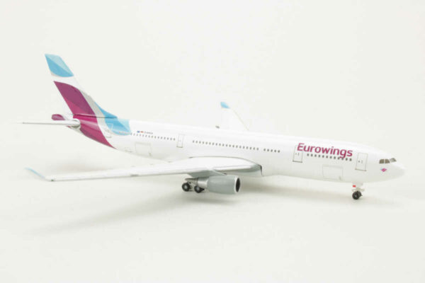 Airbus A330-200 Eurowings D-AXGA Limox Wings EW03 1:500 – Bild 2