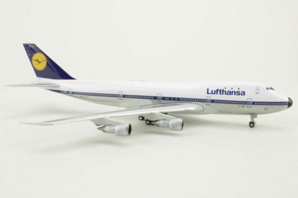 Boeing 747-130 Lufthansa D-ABYC Phoenix 04559 1:400 - Image 2