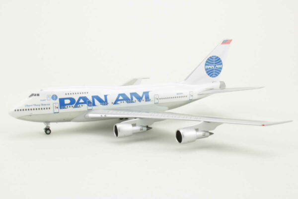 Boeing 747SP Pan Am "Clipper Young America" N533PA NG Models 07021 1:400 - Image 3