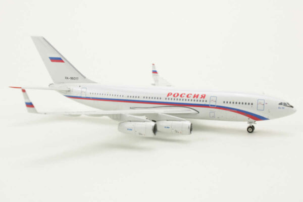 Ilysuhin IL-96-300 Rossiya Russian Gouvernment RA-96017 Phoenix 11728 1:400 – Bild 2