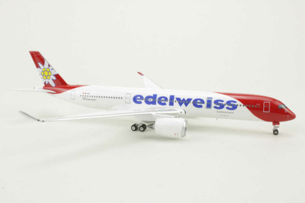 Airbus A350-900 Edelweiss HB-IHC Phoenix 11945 1:400 - Image 2