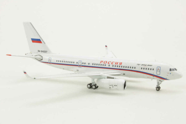 Tupolev TU-204-300 Russia State Transpoort Company RA-64057 NG Models 41002 1:400 - Image 2