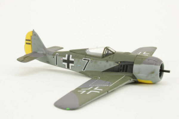 Focke-Wulf FW190A-3 "Black 7" Oberleutnant Karl Borris 8-/JG 26 Wevelghem 1942 Dragon Wings 50085 1:72 - Image 2