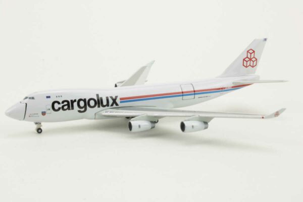 Boeing 747-400F Cargolux "Moveable Nose" LX-WCV Herpa 502085 1:500 - Image 3
