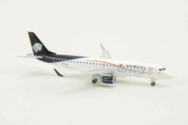 Embraer 190 Aeromexico Connect XA-CAC Herpa 515382 1:500 – Bild 2