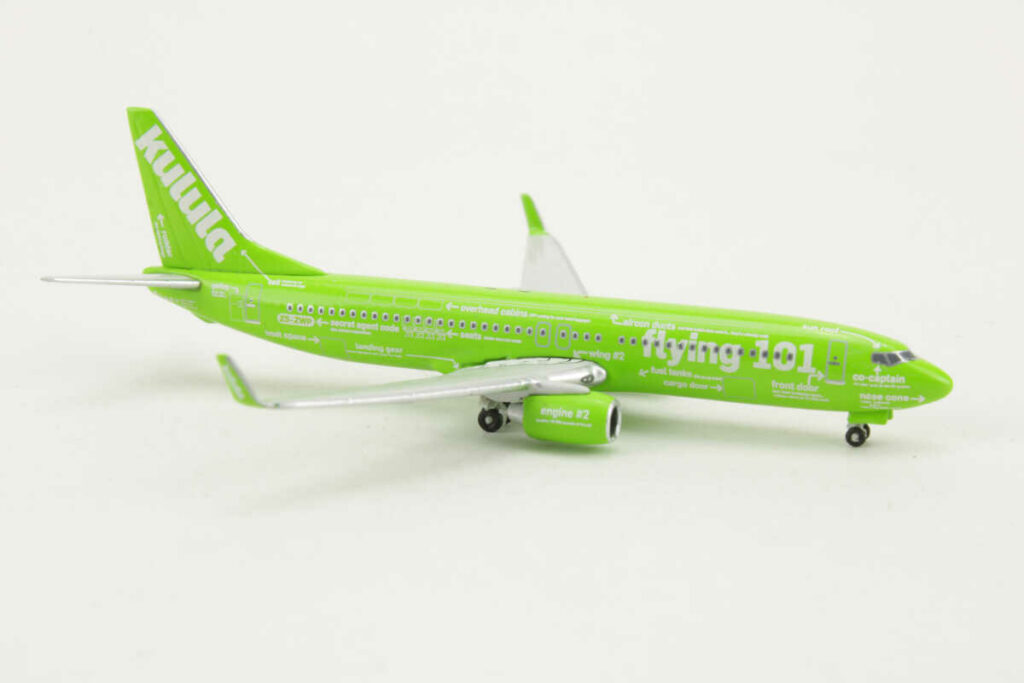 Herpa Maquette Avion Arajet Boeing 737 Max 8 - HI1078, echelle 1/500, Model, pièce de Collection, d'avion sans Support, Figurine Metal