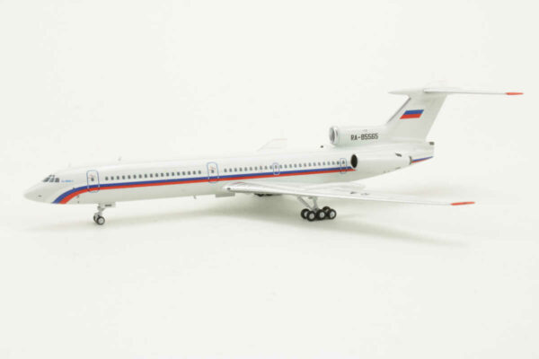 Tupolev TU-154B-2 Russian Air Force RA-85565 NG Models 54009 1:400 - Image 3