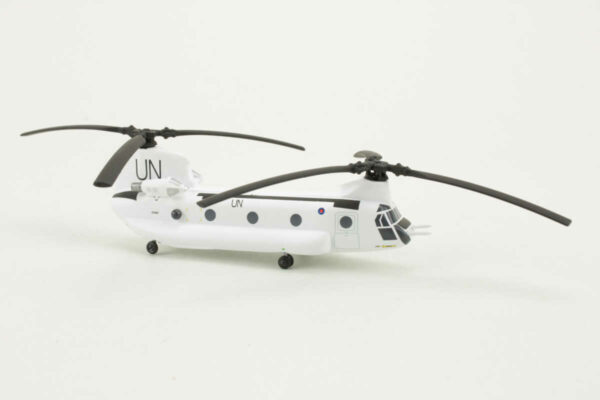 Boeing Chinook HC2 United Nations (Royal Air Force) ZD908 Herpa 556279 1:200 – Bild 2