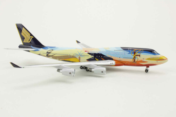 Boeing 747-400 Singapore Airlines "Tropical" 9V-SPK Big Bird Your Craftsman 400 1:400 - Image 2