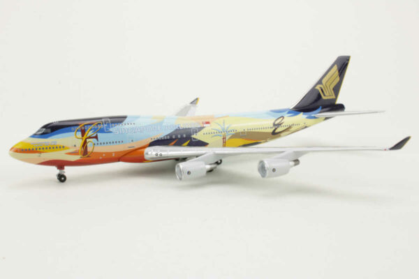 Boeing 747-400 Singapore Airlines "Tropical" 9V-SPL Big Bird Your Craftsman 400 1:400 - Image 3