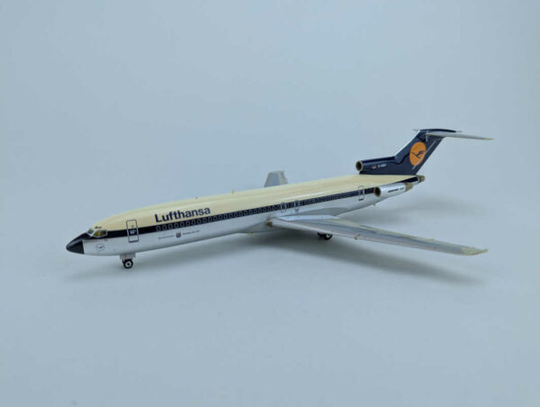 *2.Wahl*  Boeing 727-200 Lufthansa "Bremerhaven" D-ABKI Lufthansa Modell Edition 1:200 *2nd choice* - Image 3