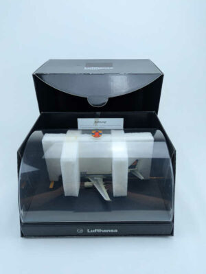 *2.Wahl*  Boeing 737-300 Lufthansa "Delmenhorst" D-ABXC Lufthansa Modell Edition 1:200 *2nd choice*