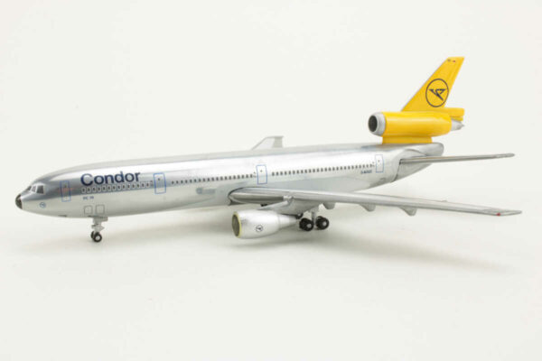 McDonnell Douglas DC-10-30 Condor D-ADQO Gemini Jets GJCFG210 1:400 - Image 3