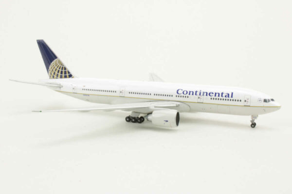 Boeing 787-8 Continental Airlines N37018 Gemini Jets GJCOA664 1:400 - Image 2
