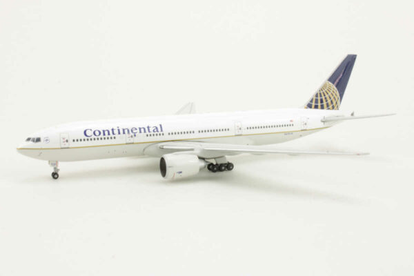 Boeing 787-8 Continental Airlines N37018 Gemini Jets GJCOA664 1:400 - Image 3