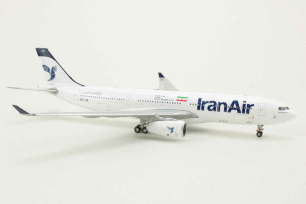 Airbus A330-200 Iran Air EP-IJA Gemini Jets GJIRA1652 1:400 - Image 2