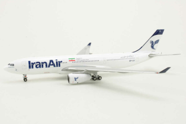 Airbus A330-200 Iran Air EP-IJA Gemini Jets GJIRA1652 1:400 - Image 3