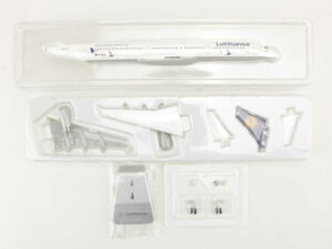 Airbus A321 Lufthansa "Wismar" D-AIRR Limox LH52 1:200 Snap-Fit