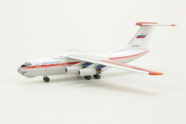 Ilyushin IL-76TD Aeroflot RA-76478 Witty Wings WT4176019 1:400 – Bild 3