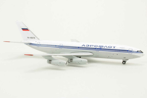 Ilyushin IL-86 Aeroflot RA-86074 JC Wings XX40090 1:400 - Image 2