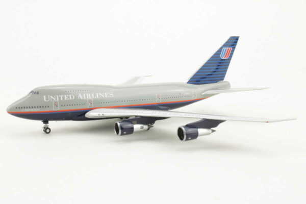 Boeing 747SP United Airlines "Battleship livery" N145UA NG Models 07008 1:400 – Bild 3