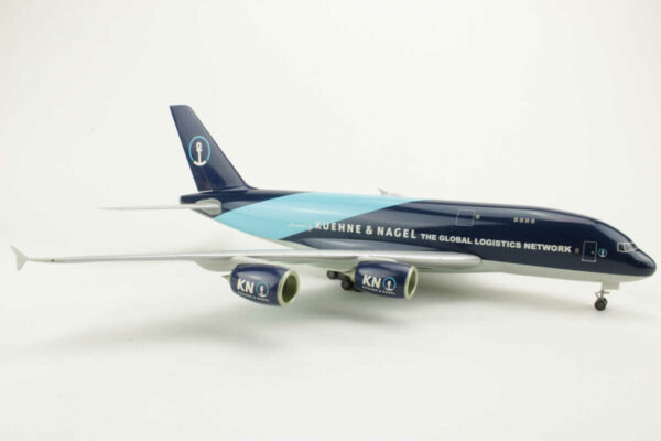 Airbus A380-800F Kühne & Nagel Herpa 550642 1:200 – Bild 2