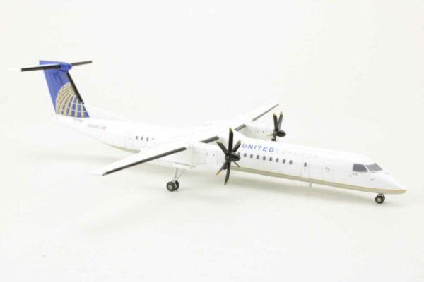 Bombardier Q400 United Express N328NG Herpa 555463 1:200 – Bild 2