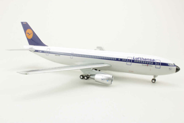Airbus A300 B2 Lufthansa "Lüneburg" D-AIAC Herpa 556057 1:200 – Bild 2