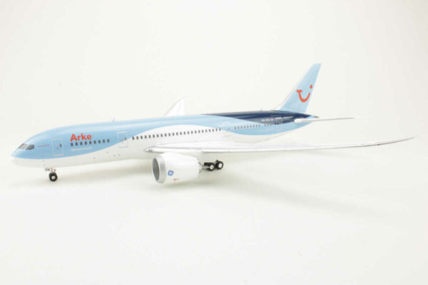 Boeing 787-8 Dreamliner Arke "#dreamcatcher" PH-TFK Herpa 557122 1:200 – Bild 3