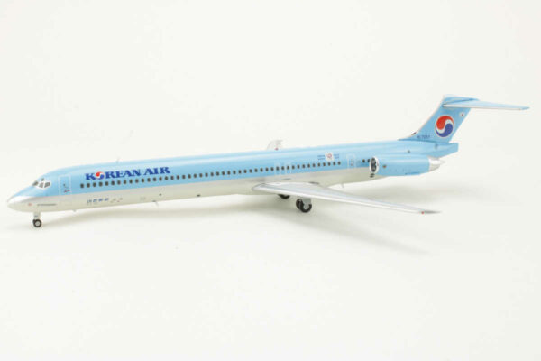 McDonnell Douglas MD-82 Korean Air HL7283 JC Wings EW2M82001 1:200 – Bild 3