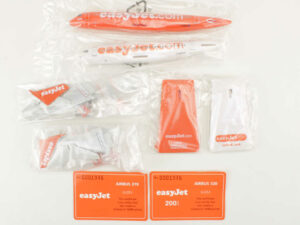Airbus A319 & A320 easy Jet SMDUON-26N2 1:200 Snap-Fit