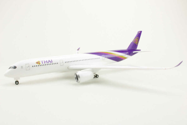 Airbus A350-900 Thai "Original Aircraft Model by Thai" 1:200 – Bild 3