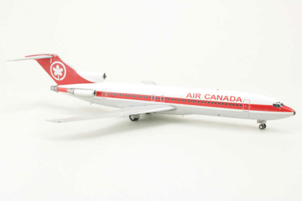 Boeing 727-200 Air Canada C-GYNE JC Wings XX2047 1:200 – Bild 2