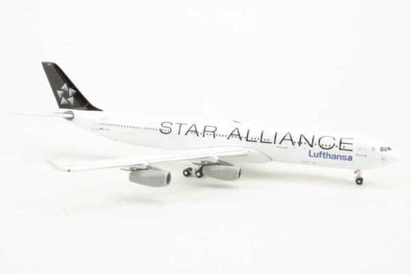 Airbus A340-300 Lufthansa "Star Alliance" D-AIGC JC Wings XX4924 1:400 – Bild 2