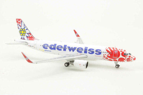 Airbus A320 Edelweiss HB-JLT Phoenix 11766 1:400 – Bild 2