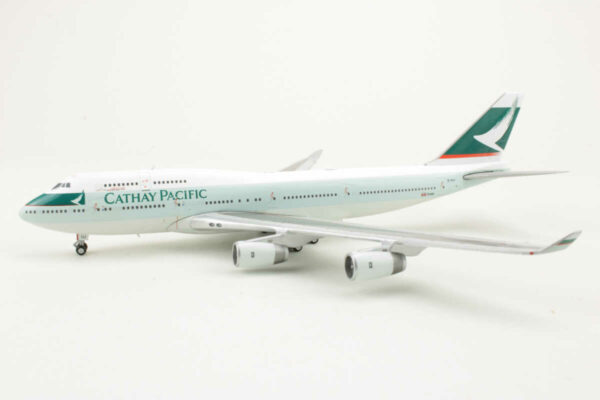 Boeing 747-400 Cathay Pacific B-HUJ JC Wings 4001-01 1:400 - Image 3