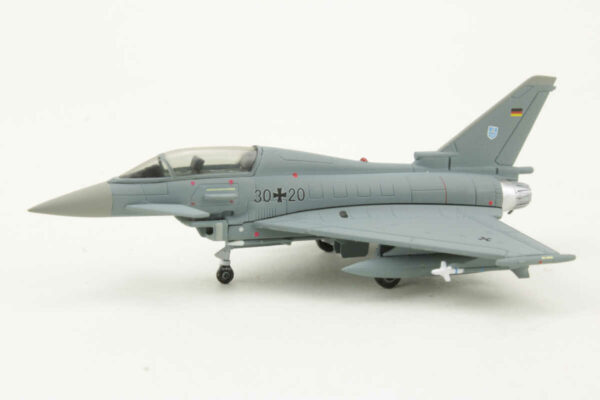 Eurofighter EF-2000 Typhoon Luftwaffe Jagdgeschwader 73 Steinhoff Herpa 551649 1:200 – Bild 3